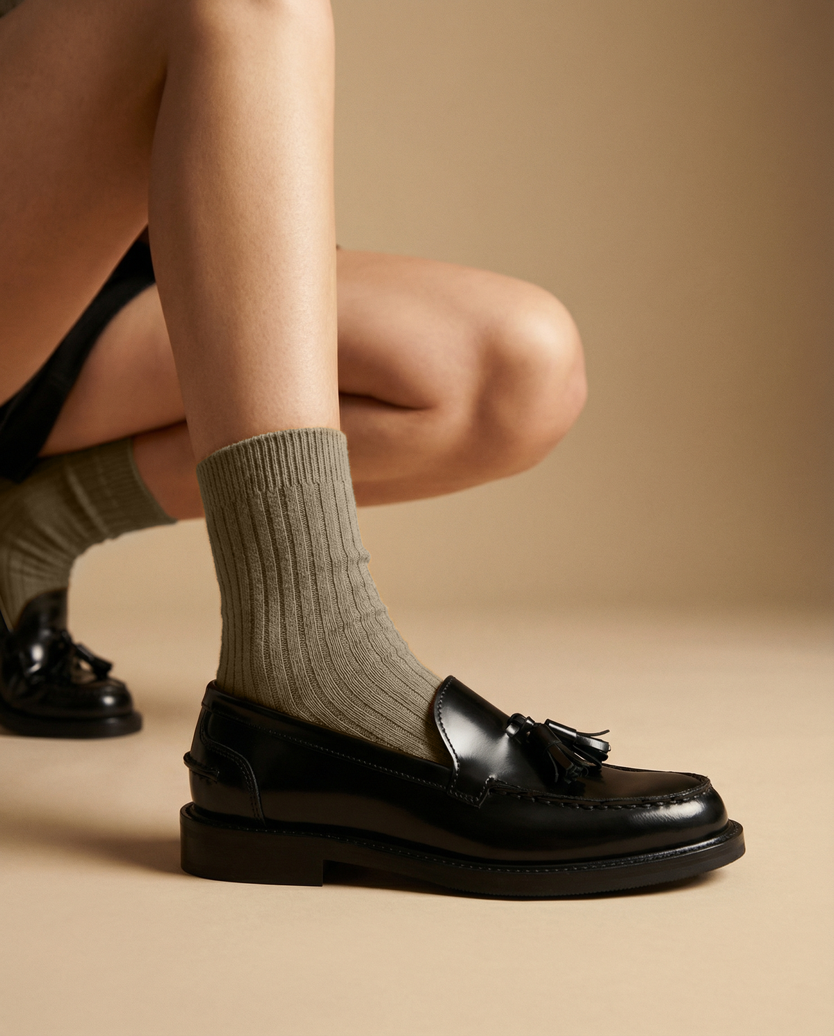 Mocassins A104PN femme à pampilles en cuir - Noir