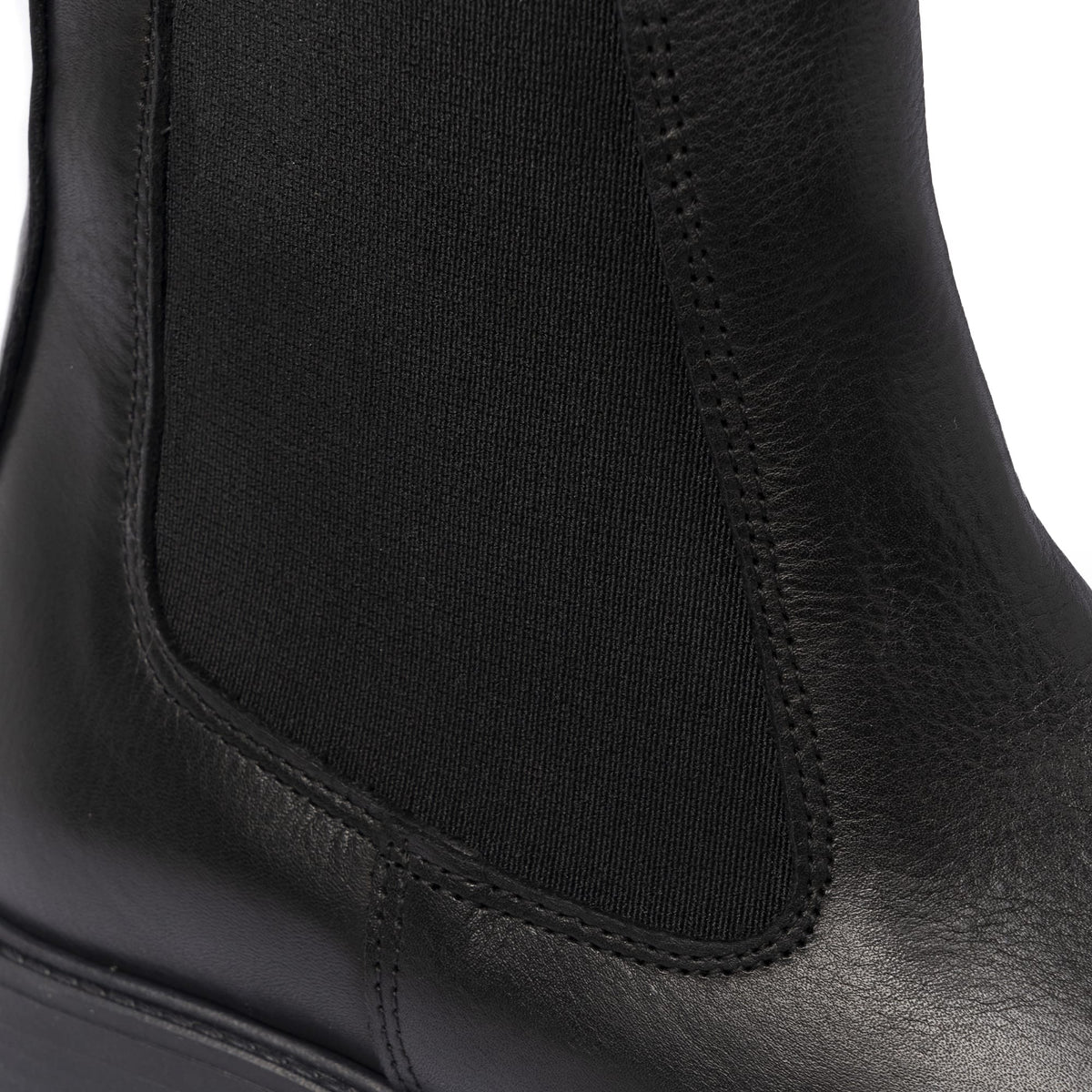 Chelsea boots femme en cuir - Noir